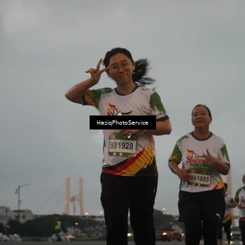 Runner Photo 7726405
