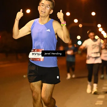 Runner Photo 7726407