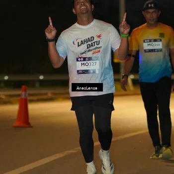 Runner Photo 7726426