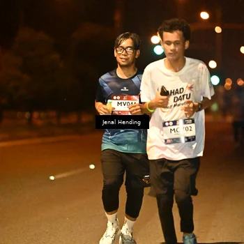 Runner Photo 7726462