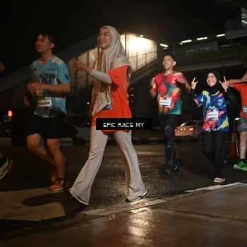Runner Photo 7726463