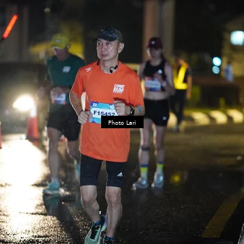 Runner Photo 7726470