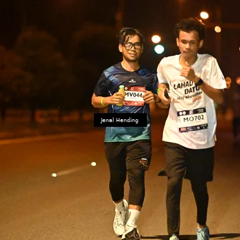 Runner Photo 7726478