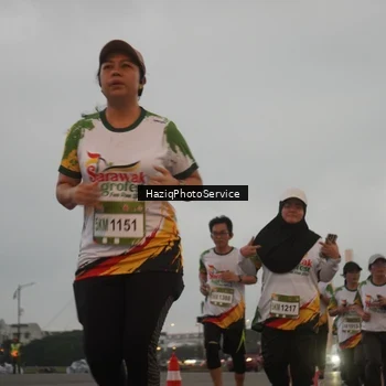 Runner Photo 7726479