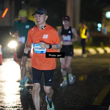 Runner Photo 7726480
