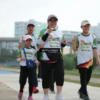 Runner Photo 7726482