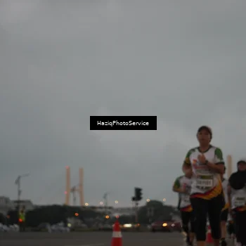 Runner Photo 7726494