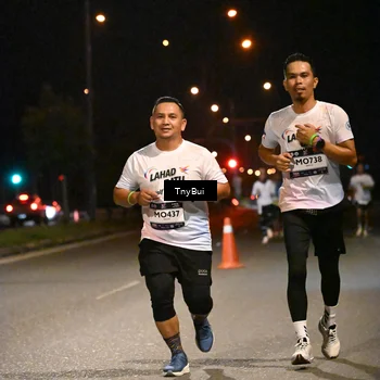 Runner Photo 7726497