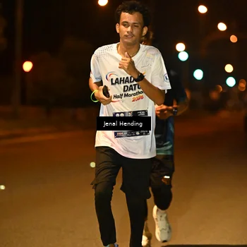 Runner Photo 7726517