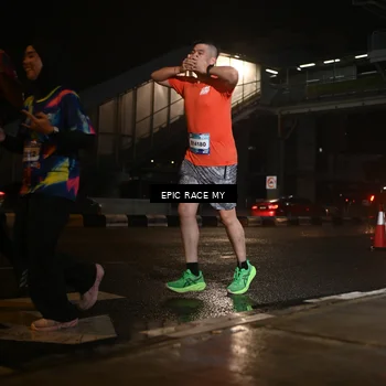 Runner Photo 7726534