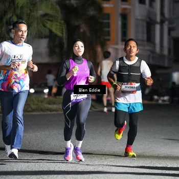 Runner Photo 7726541