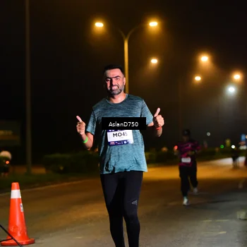 Runner Photo 7726543