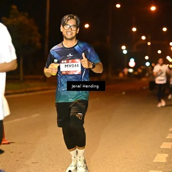 Runner Photo 7726551