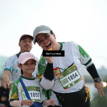 Runner Photo 7726552