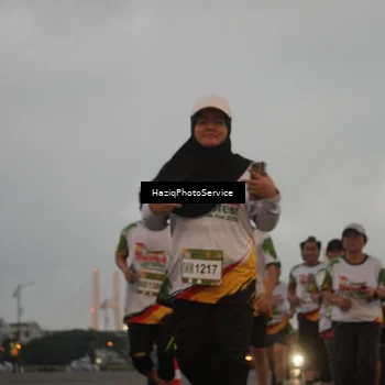 Runner Photo 7726554