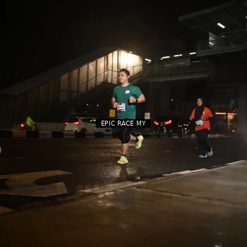Runner Photo 7726555