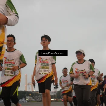 Runner Photo 7726558