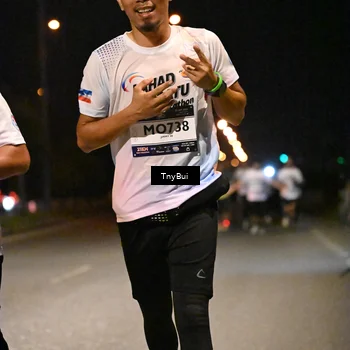 Runner Photo 7726570