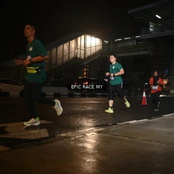 Runner Photo 7726574