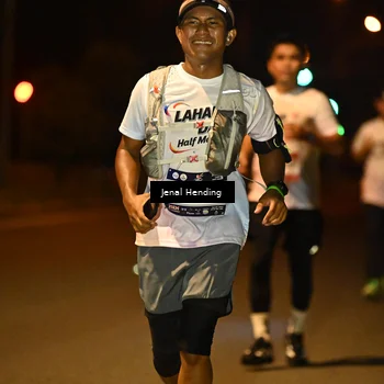 Runner Photo 7726576