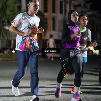 Runner Photo 7726596