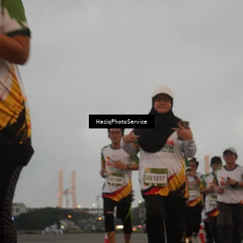 Runner Photo 7726617