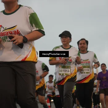 Runner Photo 7726637