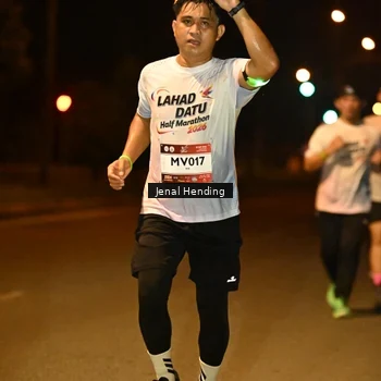 Runner Photo 7726639