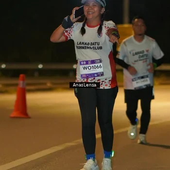 Runner Photo 7726656