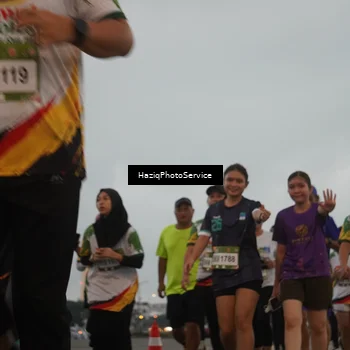 Runner Photo 7726670