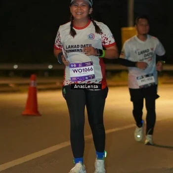 Runner Photo 7726680