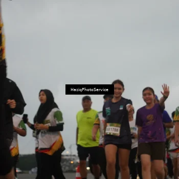 Runner Photo 7726692