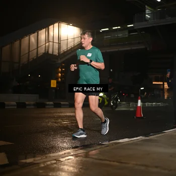 Runner Photo 7726695