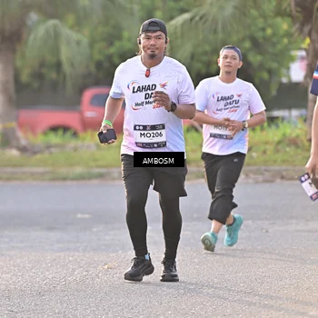 Runner Photo 7726699