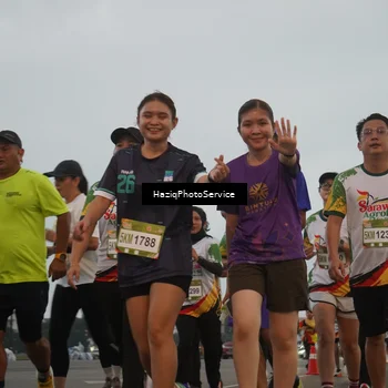 Runner Photo 7726701