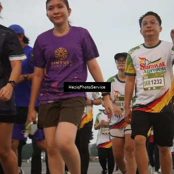 Runner Photo 7726756