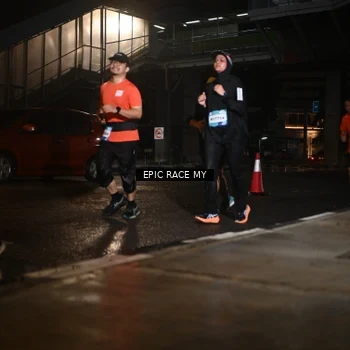 Runner Photo 7726768