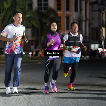 Runner Photo 7726774