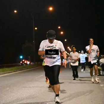 Runner Photo 7726782