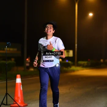Runner Photo 7726791