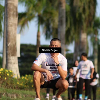 Runner Photo 7726813