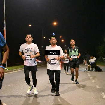 Runner Photo 7726818