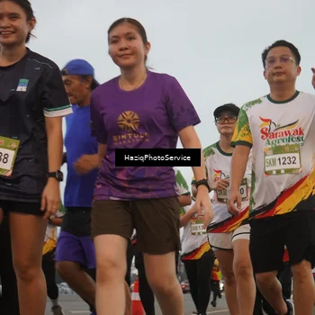 Runner Photo 7726826