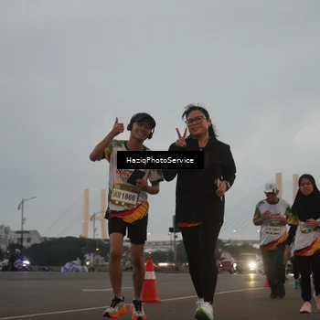 Runner Photo 7726830