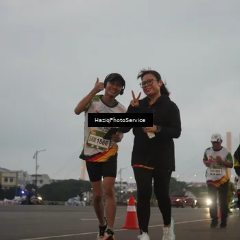 Runner Photo 7726838