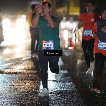 Runner Photo 7726840