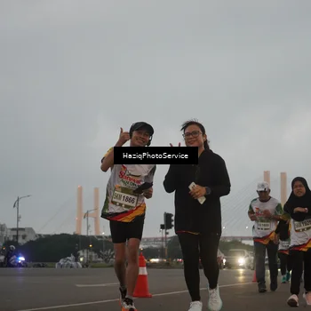 Runner Photo 7726848