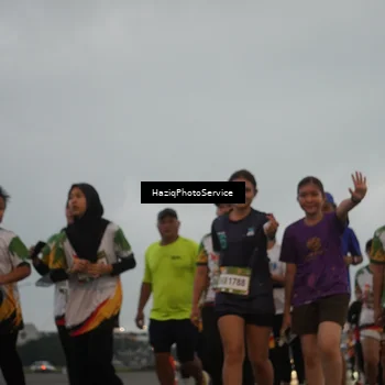 Runner Photo 7726854