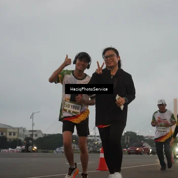 Runner Photo 7726861