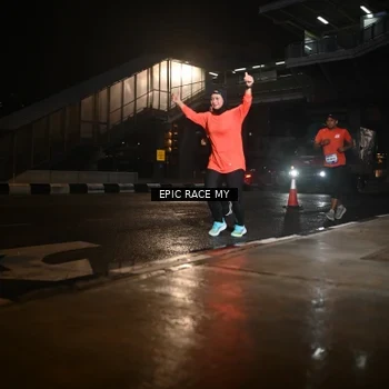 Runner Photo 7726881